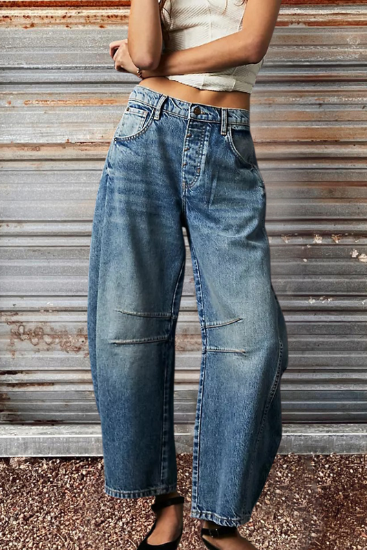 Distressed Barrel Jeans